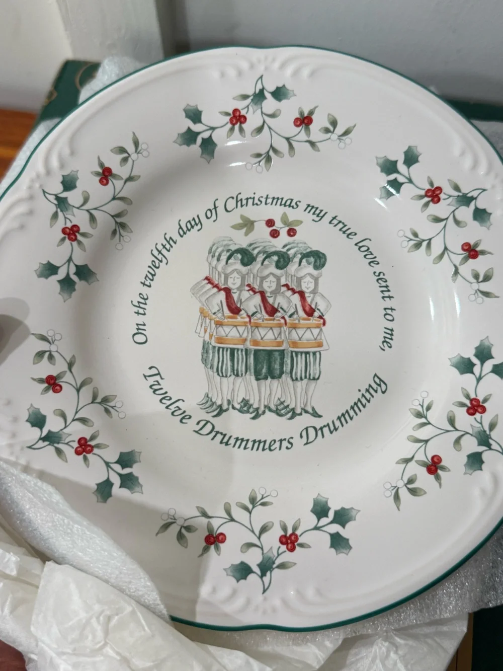 Pfaltzgraff Winterberry 12 Days of Christmas Plates Set #3